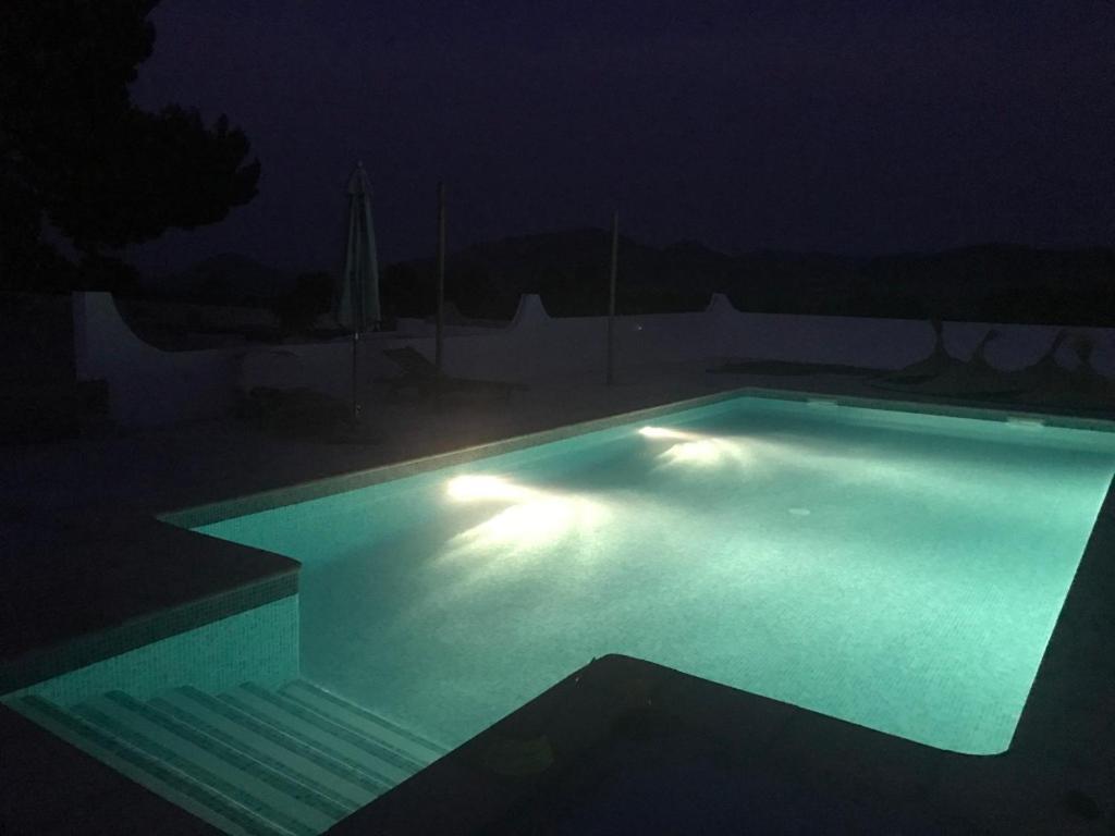 B&B Cortijo El Ciruelo Чиривель Экстерьер фото